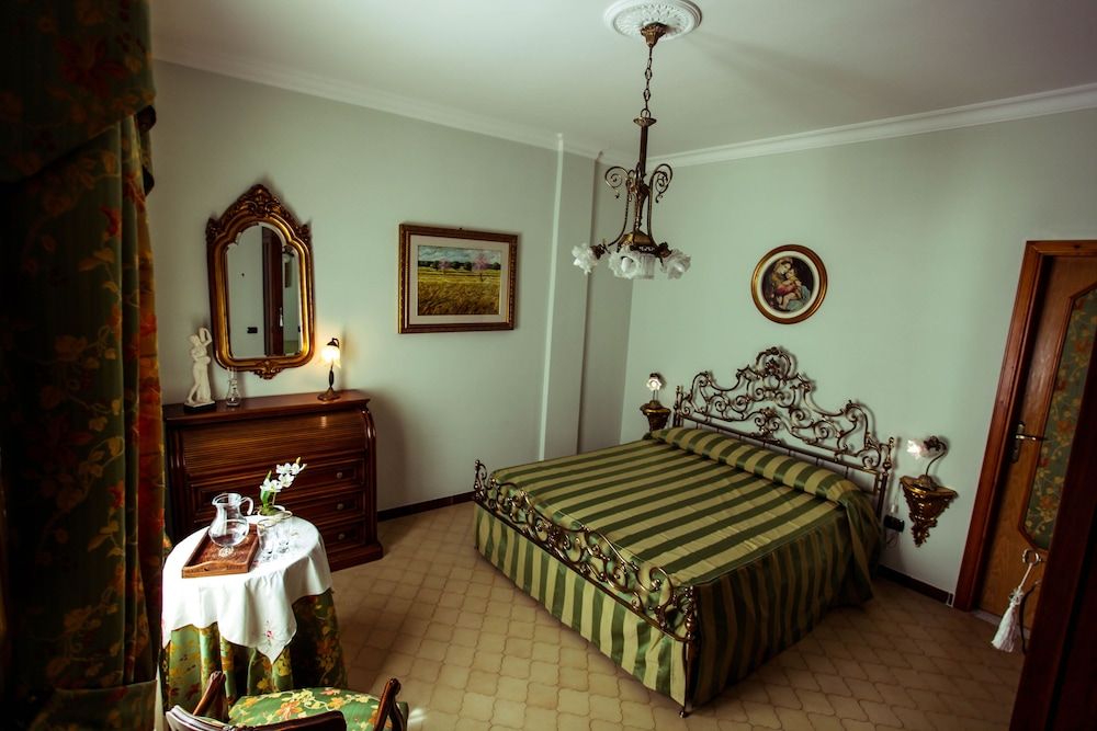 Classic Double Room, Non Smoking