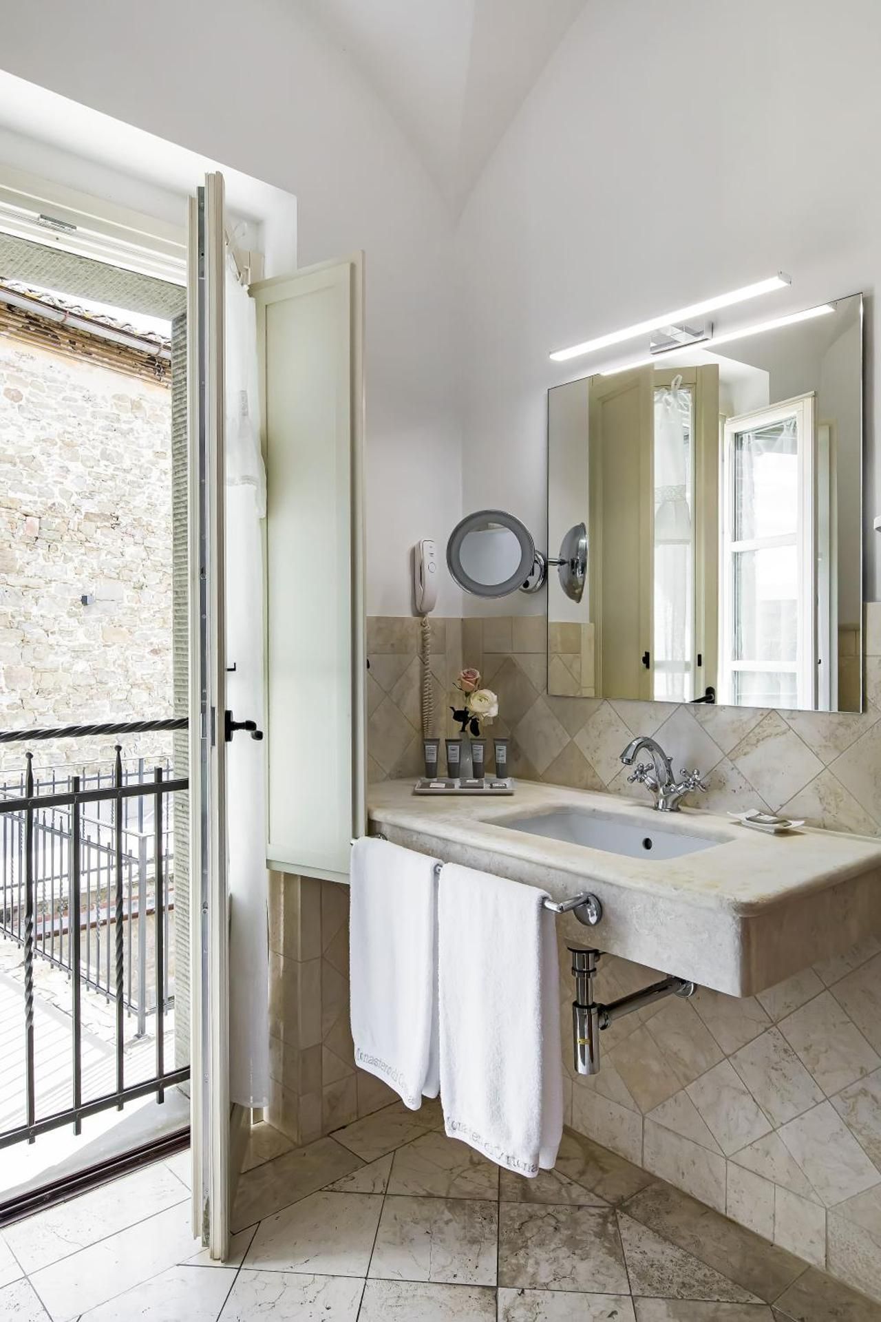 Deluxe Double Room with Terrace