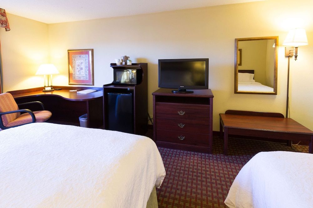 Two Queen Beds, Non-Smoking, Accessible