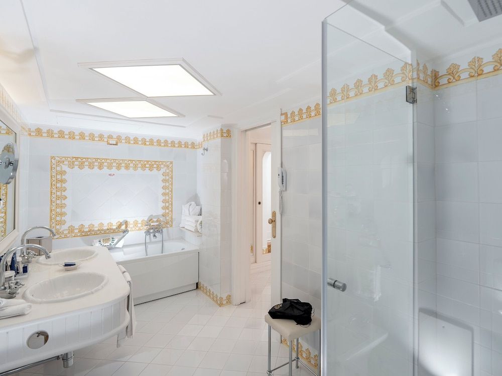 Grand Hotel Quisisana Deluxe Double Room, Park View 3