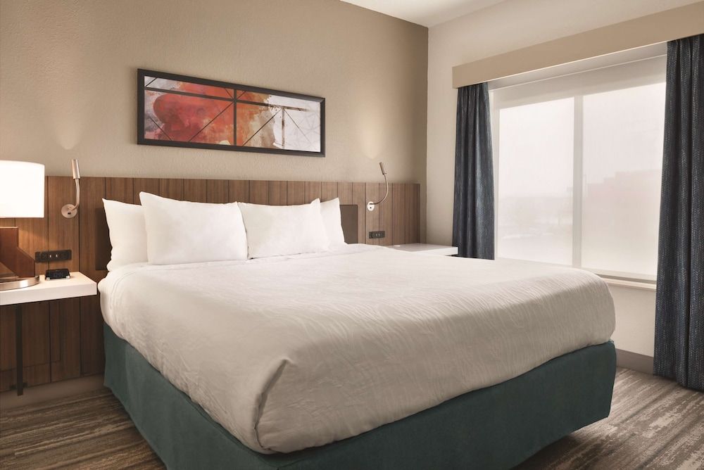 One king bed junior suite