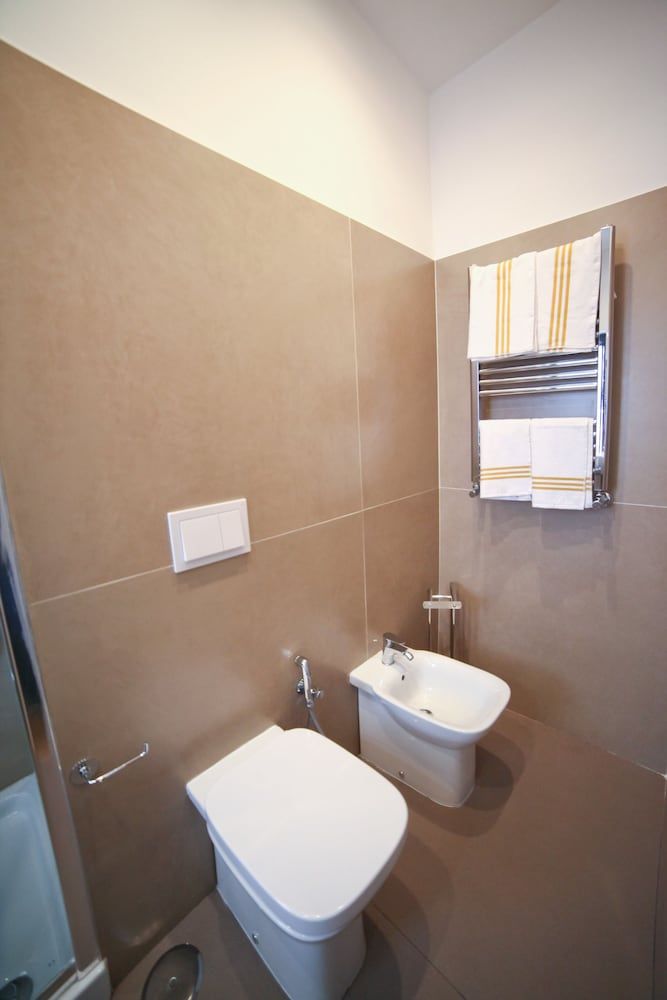 7th Floor Suite Standard Double Room, Balcony 16