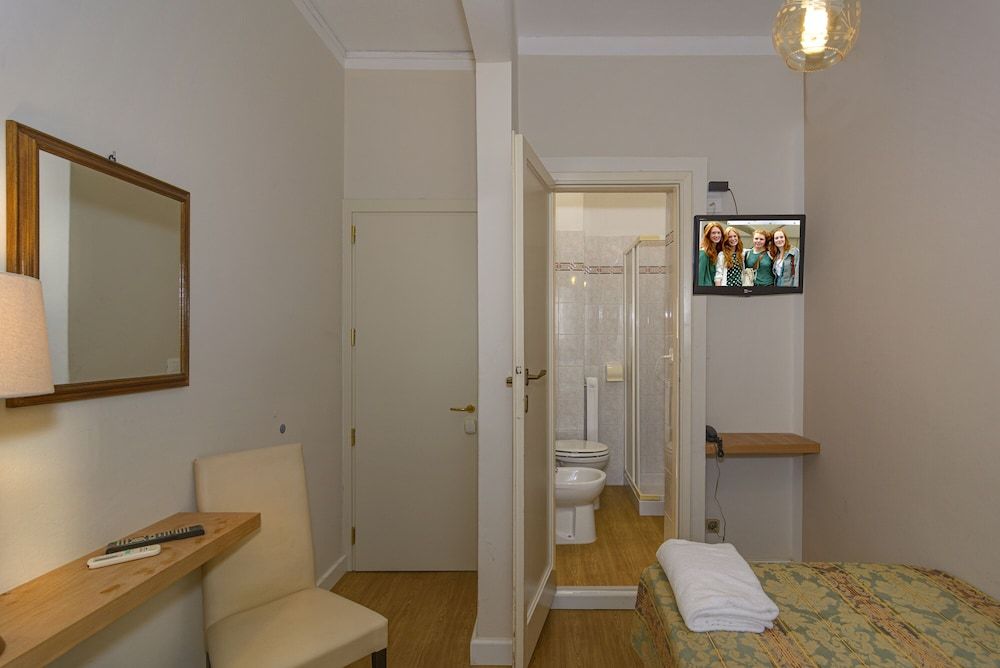 Hotel La Pace Singola Small 2