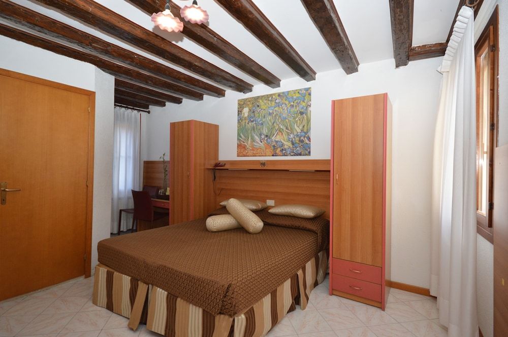 undefined Albergo Marin 8