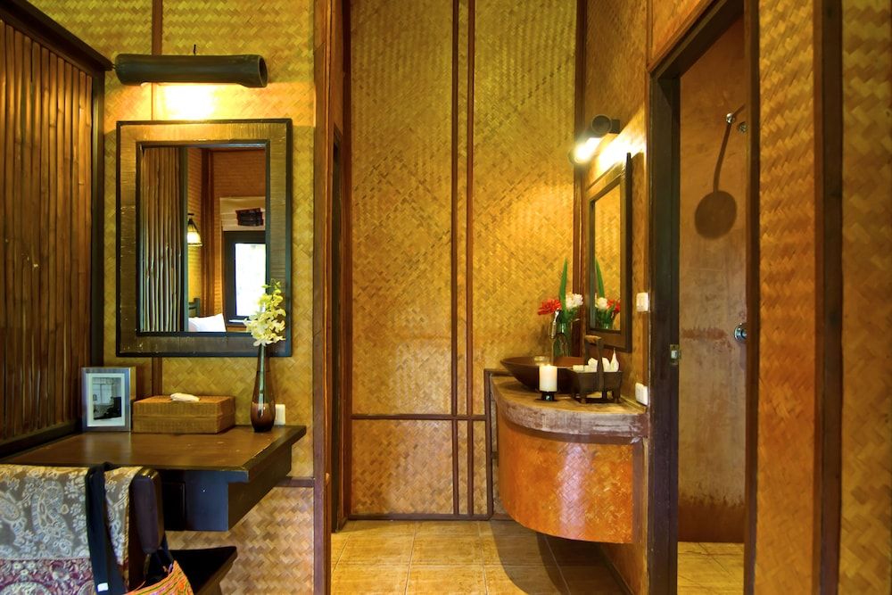 Hmong Hilltribe Lodge Superior Room, 2 Twin Beds 5