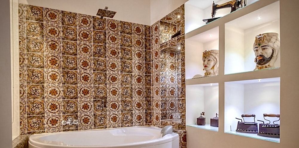 P&G Design Luxury Quadruple Room (Vasca) 3