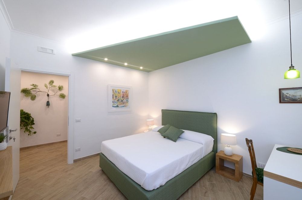 Deluxe Room, 1 King Bed, Terrace (Ischia)