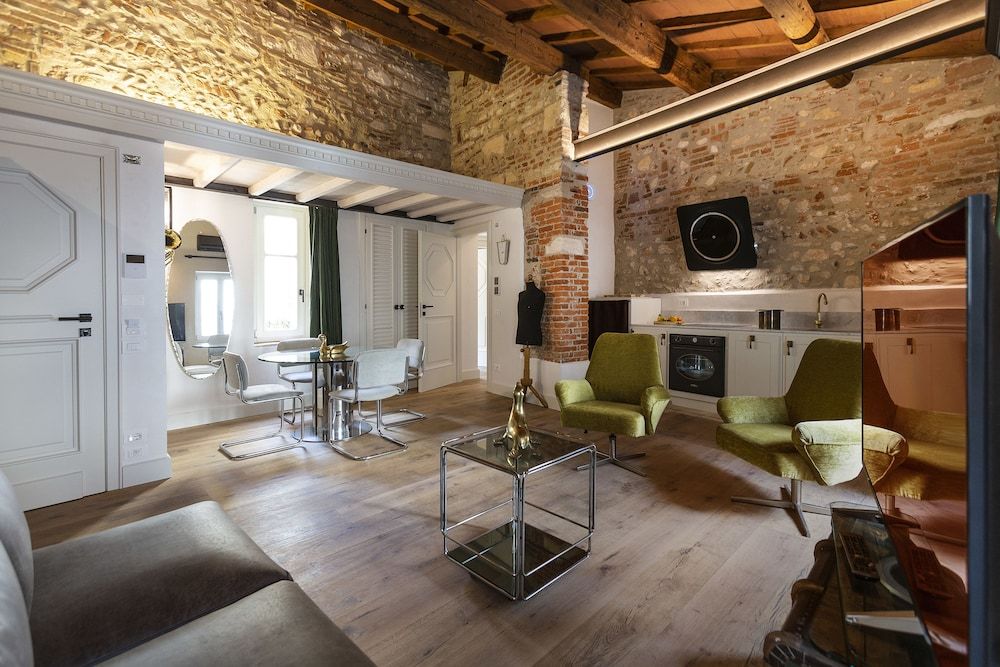 Deluxe Studio, Accessible, Kitchen