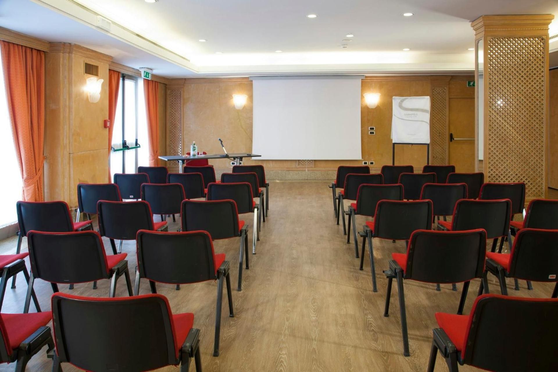 meeting room / ballrooms