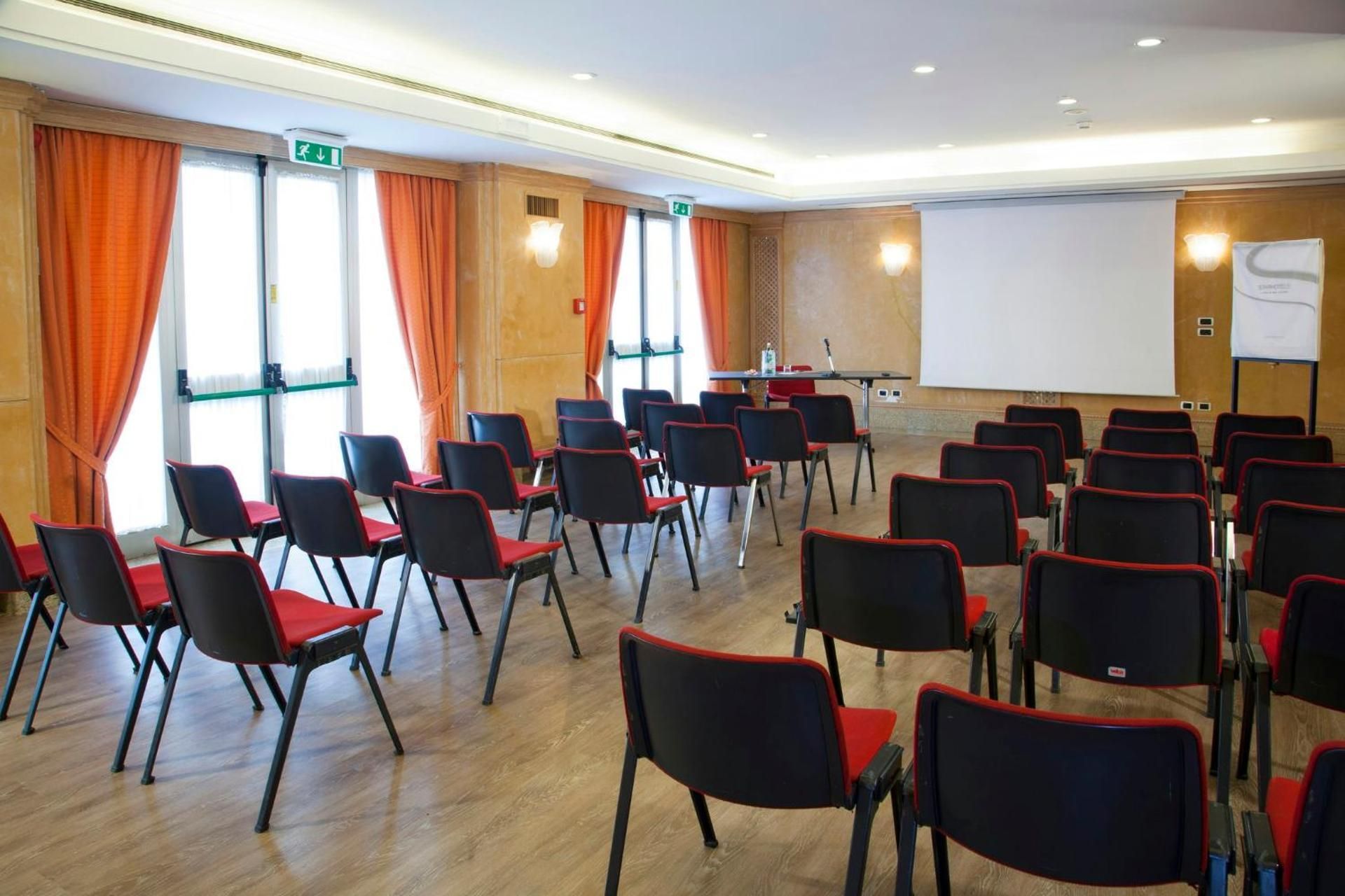 meeting room / ballrooms