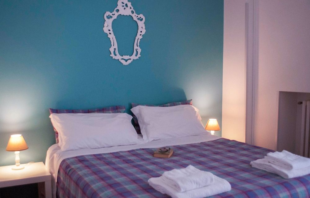 Melo Accommodations Double or Twin Room 8