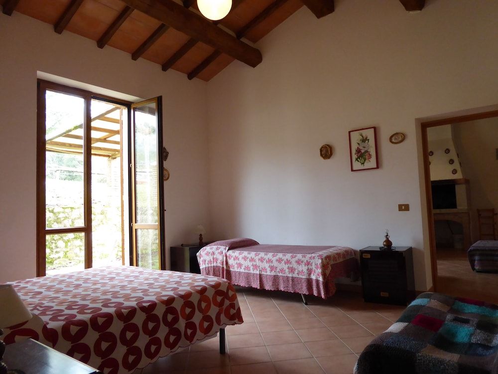Basic House, 1 Bedroom, Kitchen
