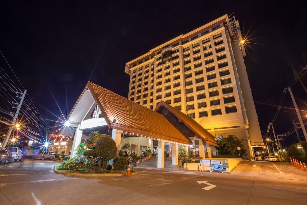 undefined Chiangmai Grandview Hotel & Convention Center 6