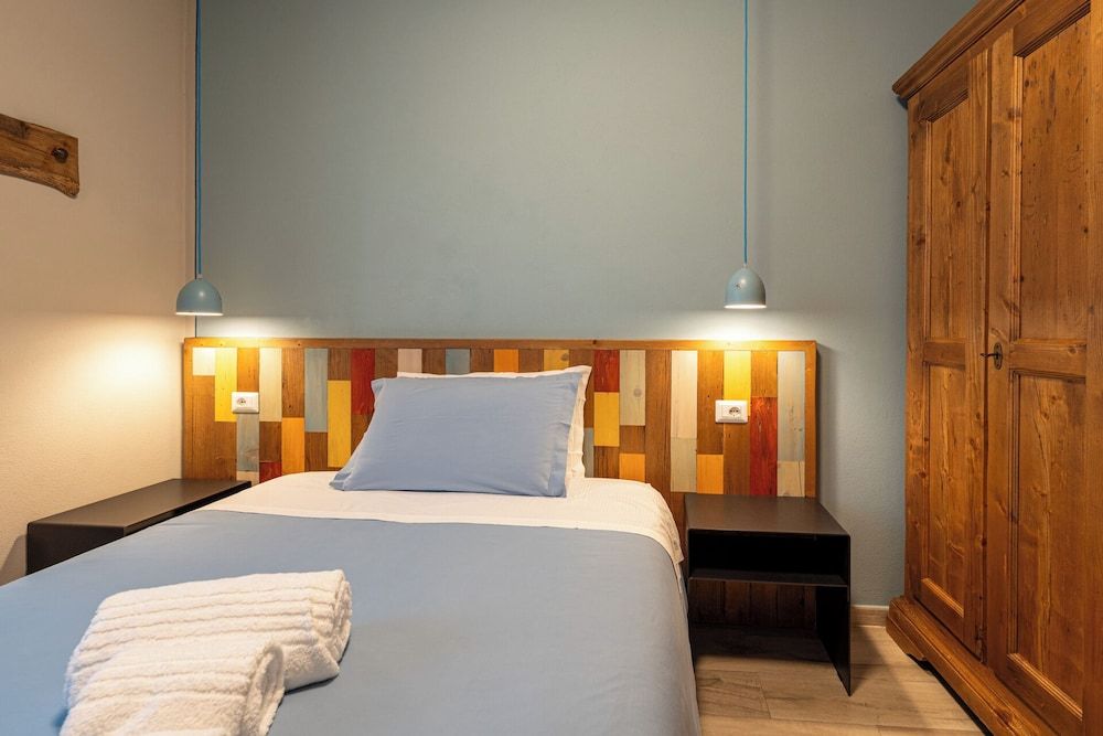 L' Eroico Comfort Single Room, 1 Queen Bed, City View 8