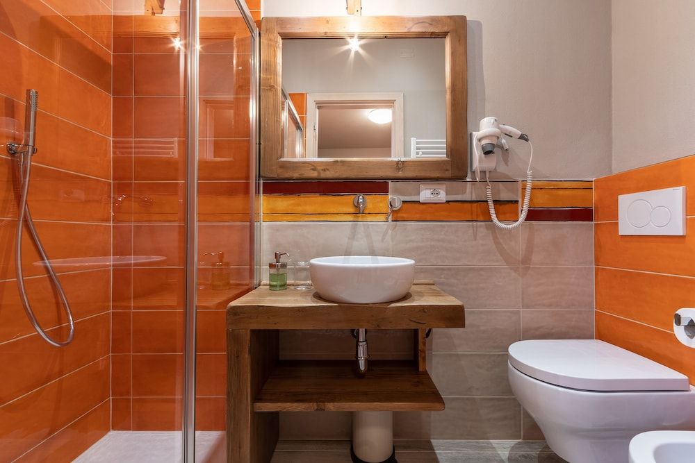 L' Eroico Comfort Single Room, 1 Queen Bed, City View 11