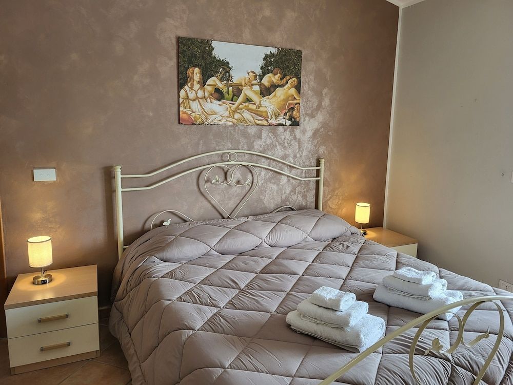 Exclusive Quadruple Room, Ensuite, Poolside
