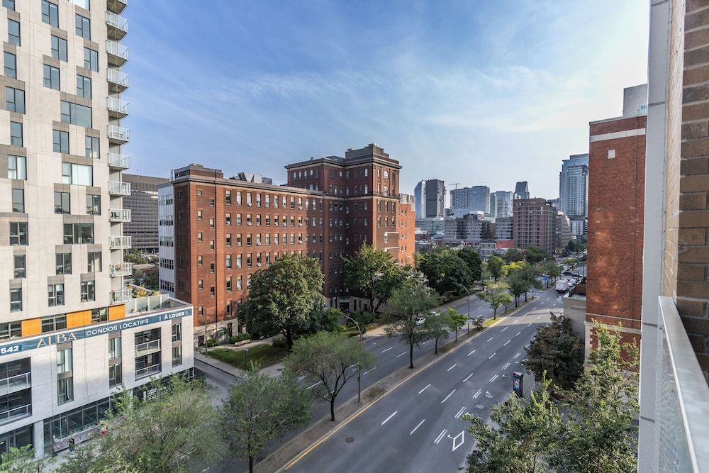 undefined Hotel Saint-Laurent Montreal 6