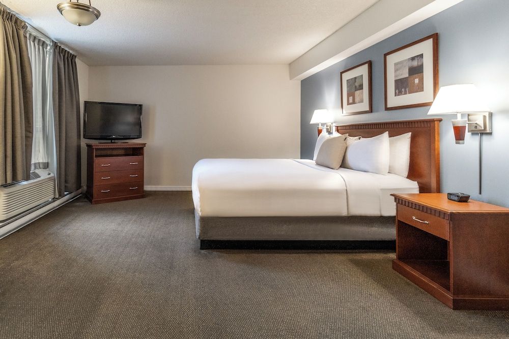 undefined Hotel Saint-Laurent Montreal 8