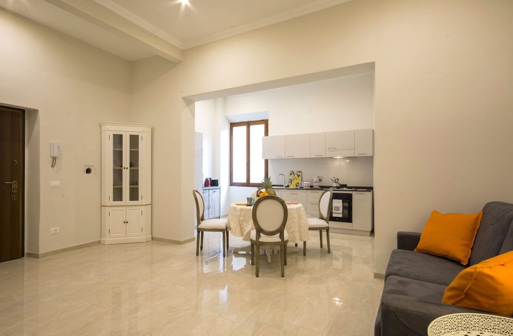 Iris Apartments by Mmega Romantic Condo, 2 Bedrooms 8