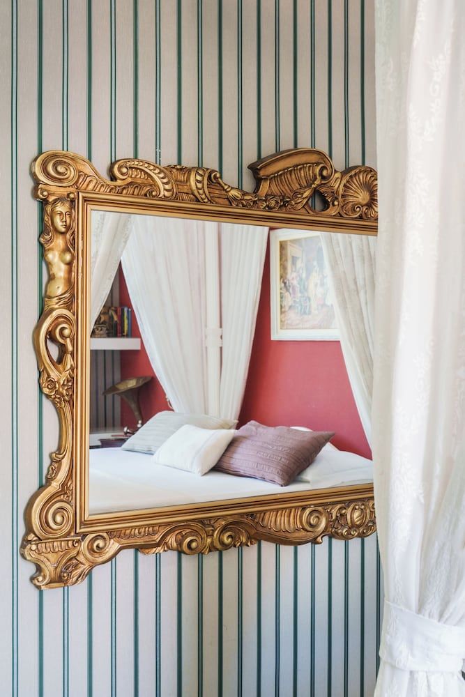 It's Room Naples Luxury Suite, 1 Queen Bed, City View, Tower 26