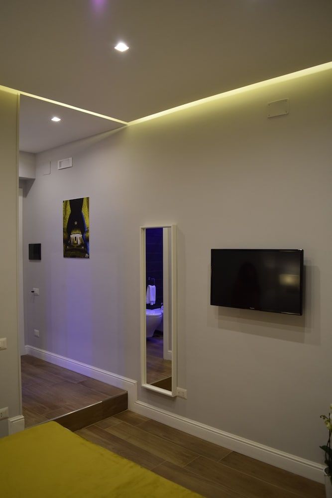 Gea Suite Deluxe Double Room 12