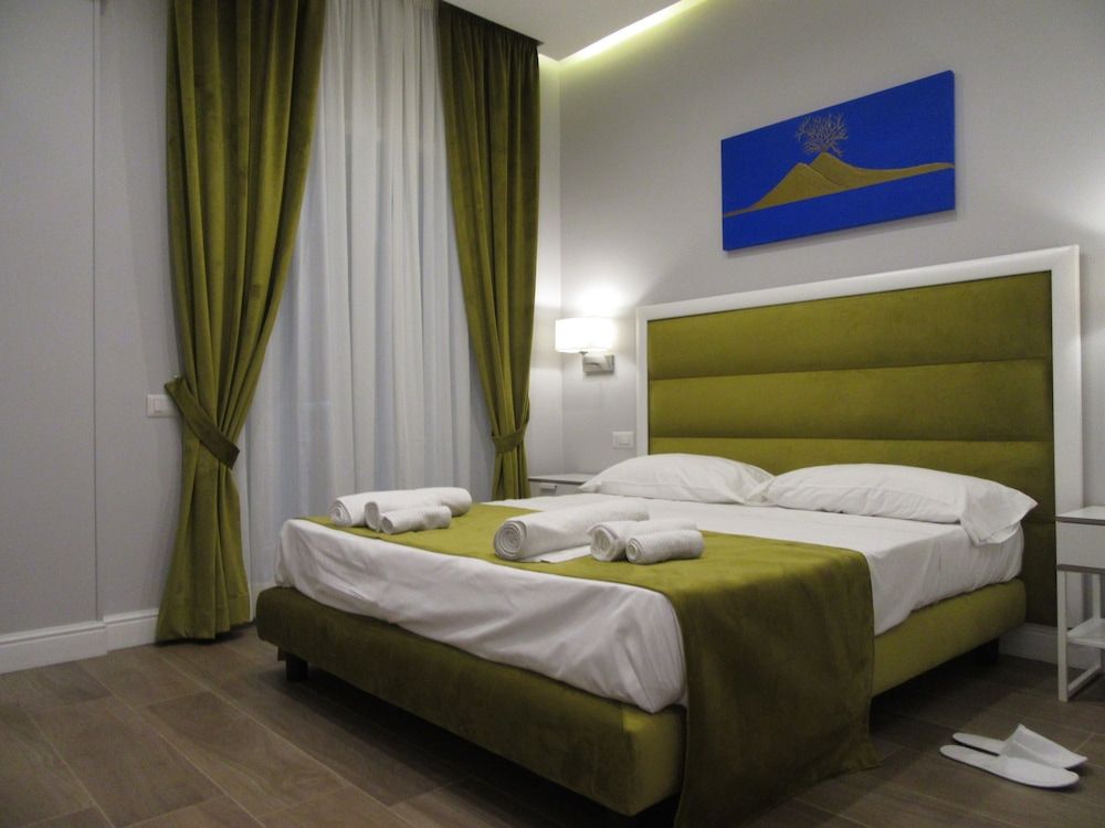 Gea Suite Deluxe Double Room 2