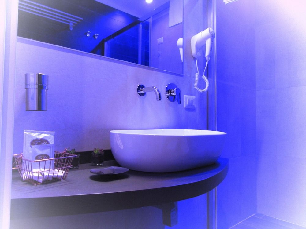 Gea Suite Deluxe Double Room 5