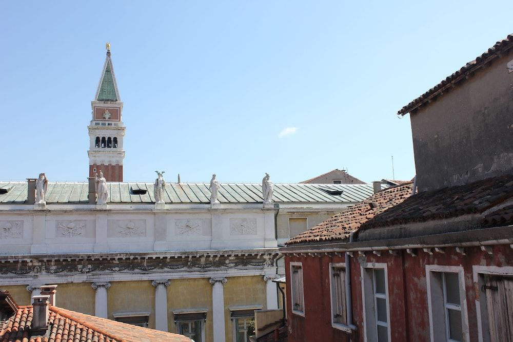 undefined Hotel Casanova Venezia 5