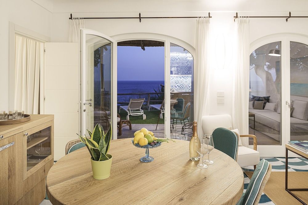 Panoramic Apartment, 2 Bedrooms, Terrace, Sea View