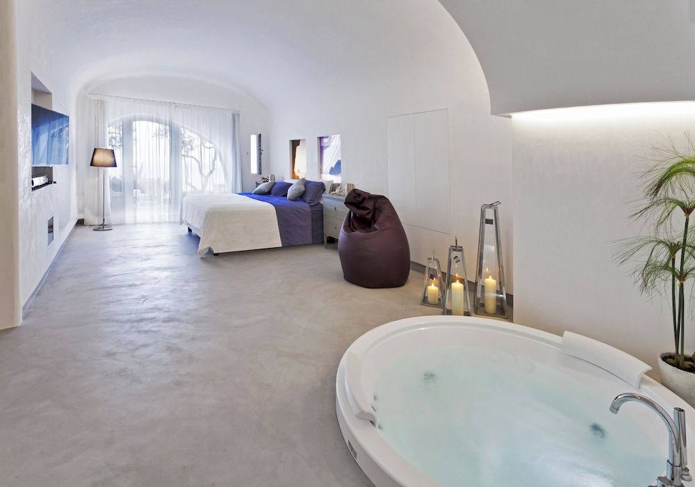 Exclusive Apartment, 1 Bedroom, Hot Tub, Sea View