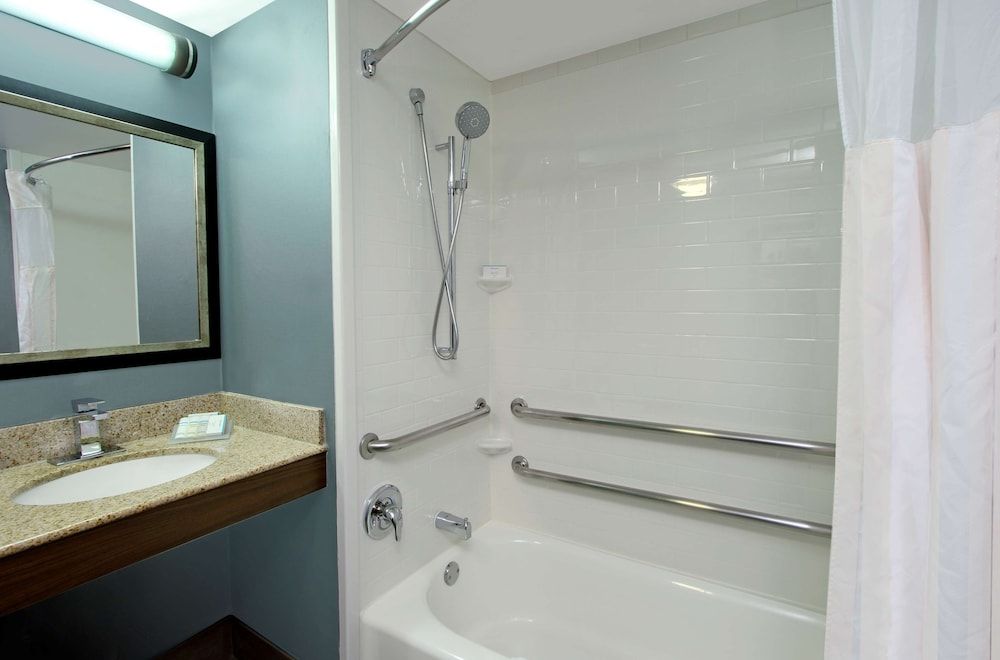 Hilton Garden Inn Austin NW - Arboretum Room 4