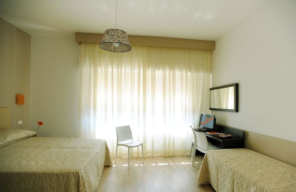 undefined Honey Rooms