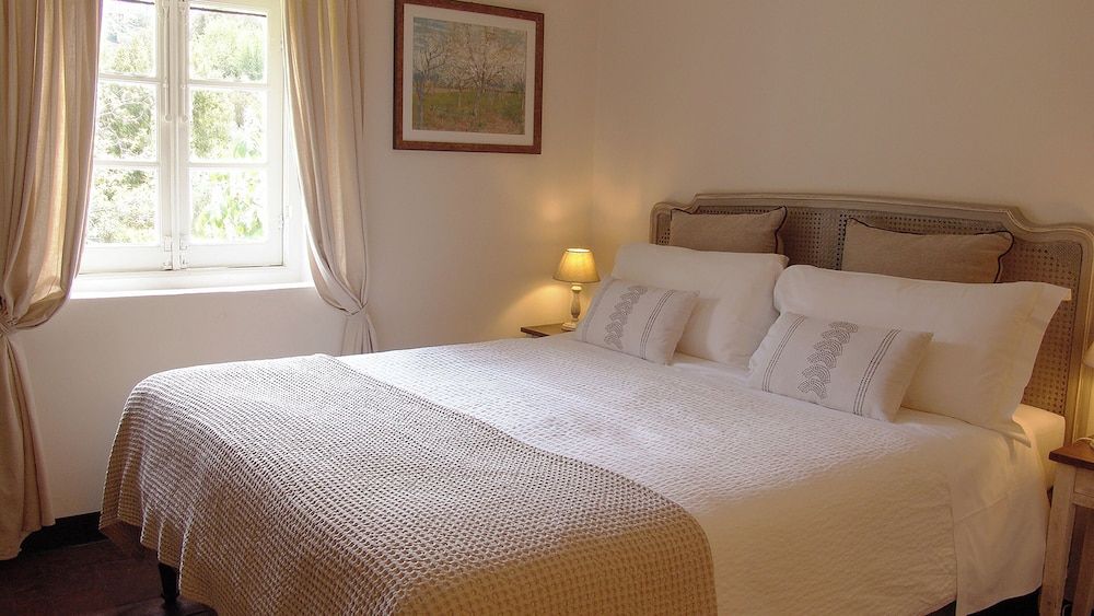 Family Duplex, 2 Bedrooms, Garden Area