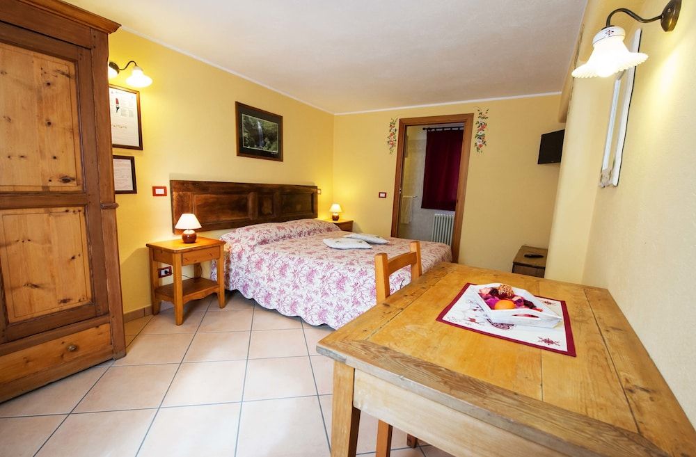 Double Room, Mountain View
