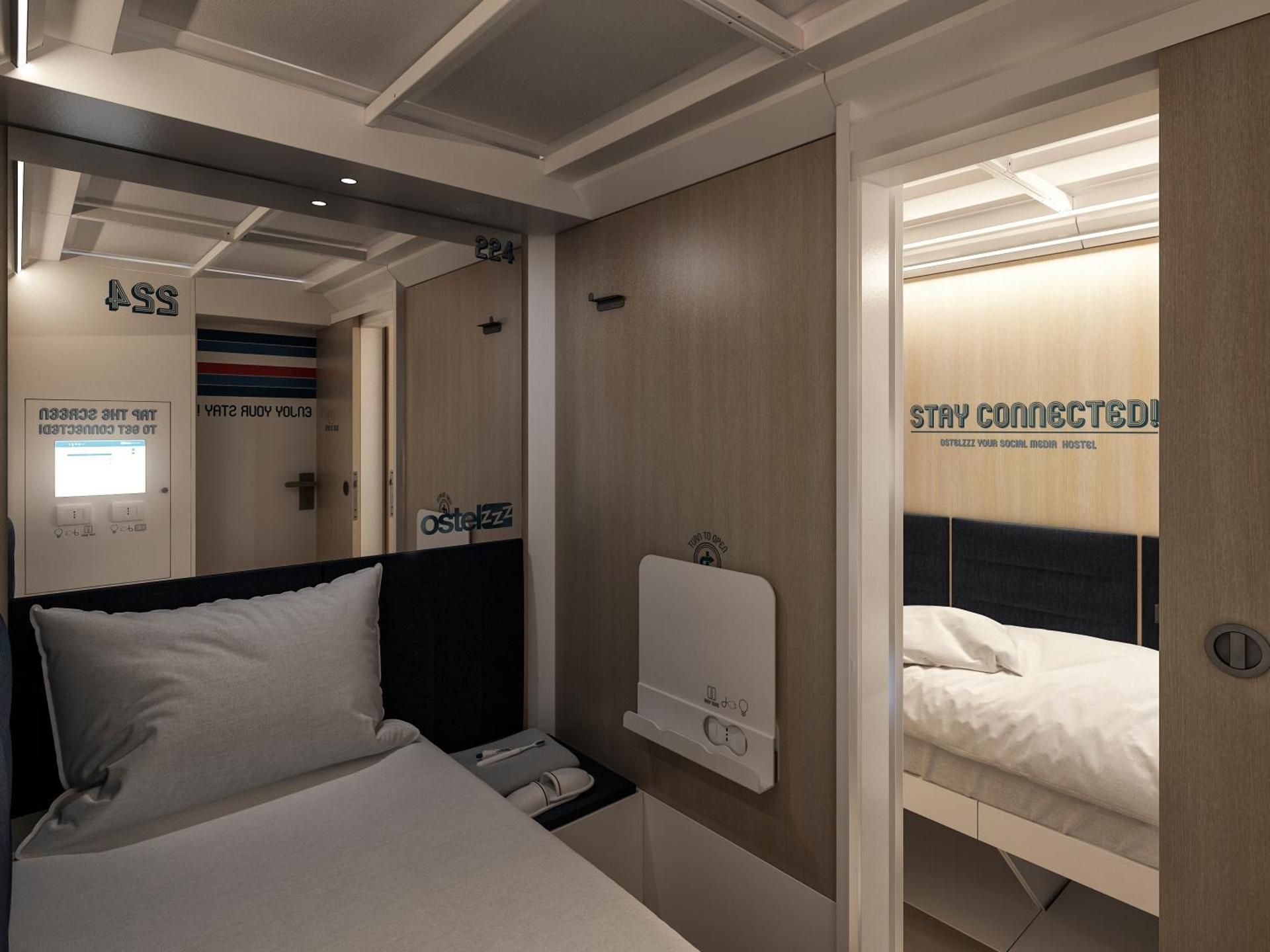 Quadruple Room with Private Bathroom