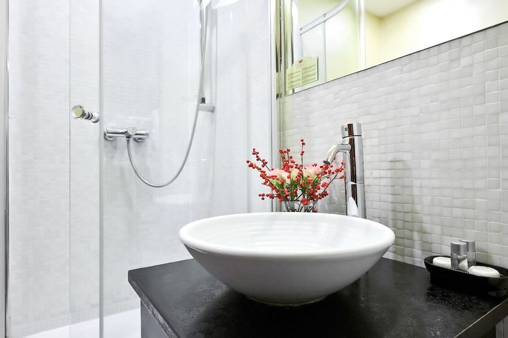 undefined La Boutique Hotel 6