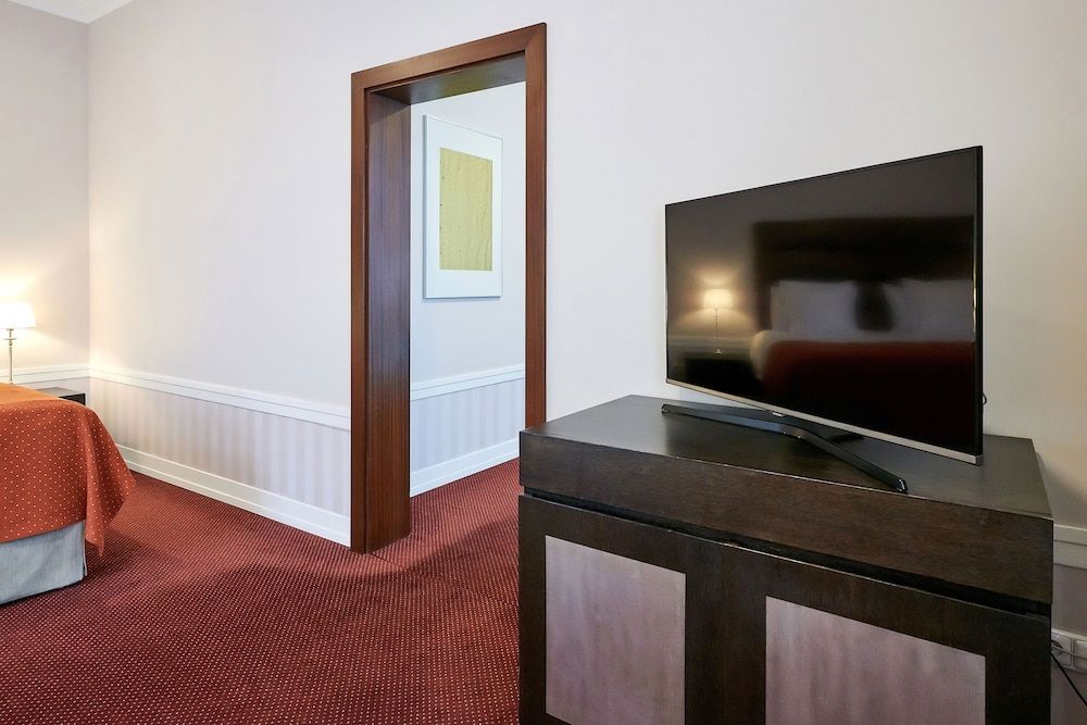 undefined La Boutique Hotel 9