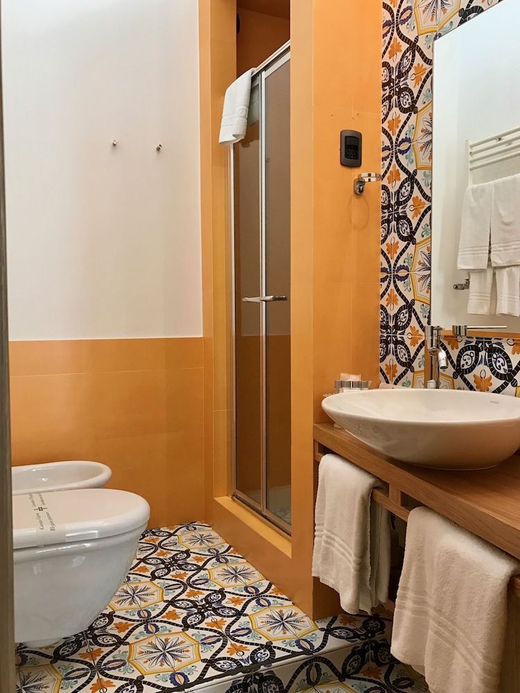 B&B Orsini46 Deluxe Double Room 3
