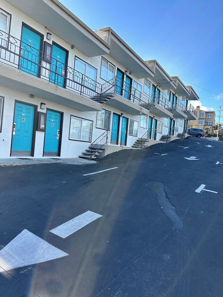 undefined Fireside Inn Santa Cruz 7