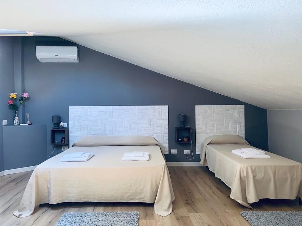 Domus Regia Triple Room, Second Floor, Attic 2