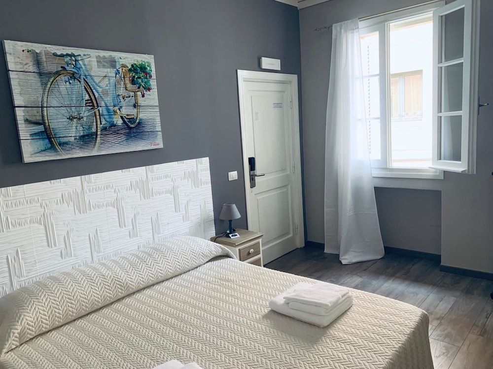 Classic Double Room, 1 Queen Bed, Balcony