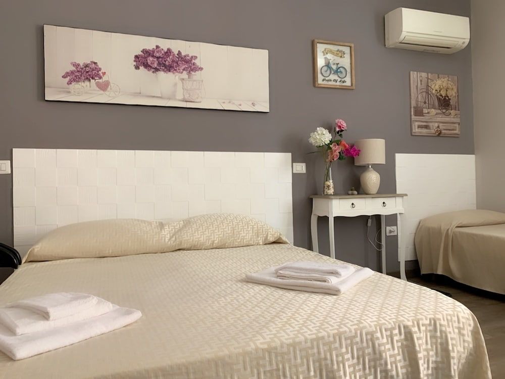 Domus Regia Comfort Triple Room 2