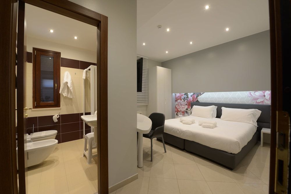 Imperiali Hotel Standard Double or Twin Room 3