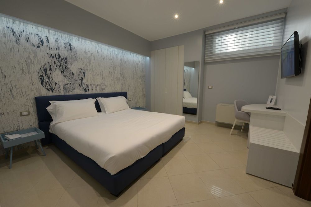 Imperiali Hotel Standard Double or Twin Room 5