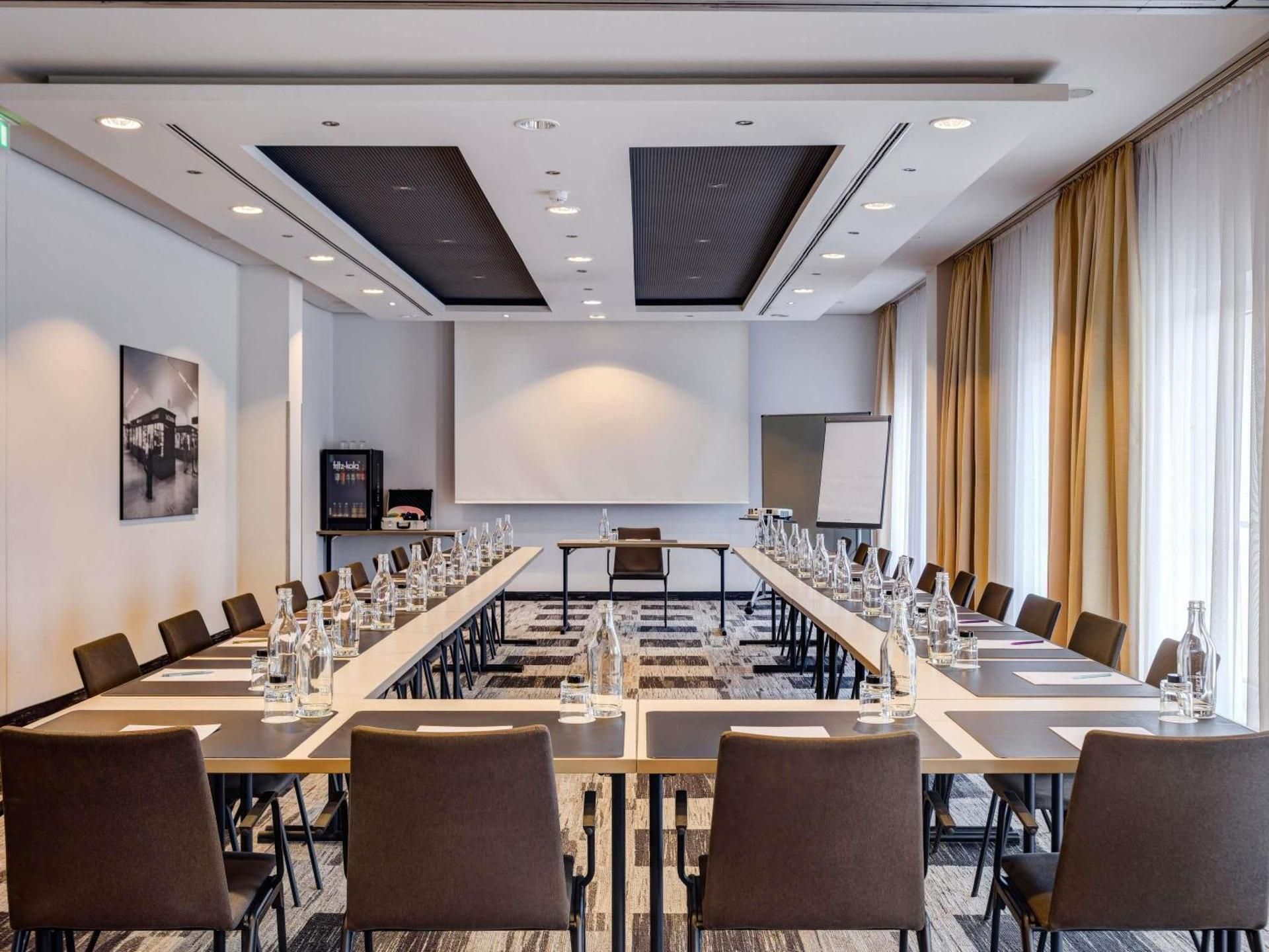 meeting room / ballrooms