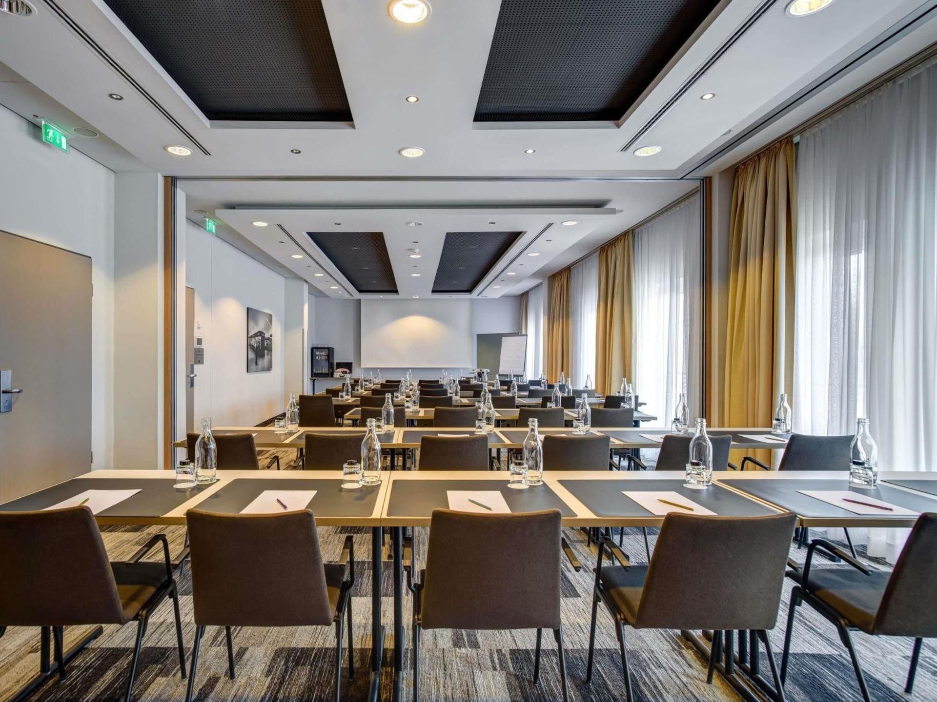 meeting room / ballrooms