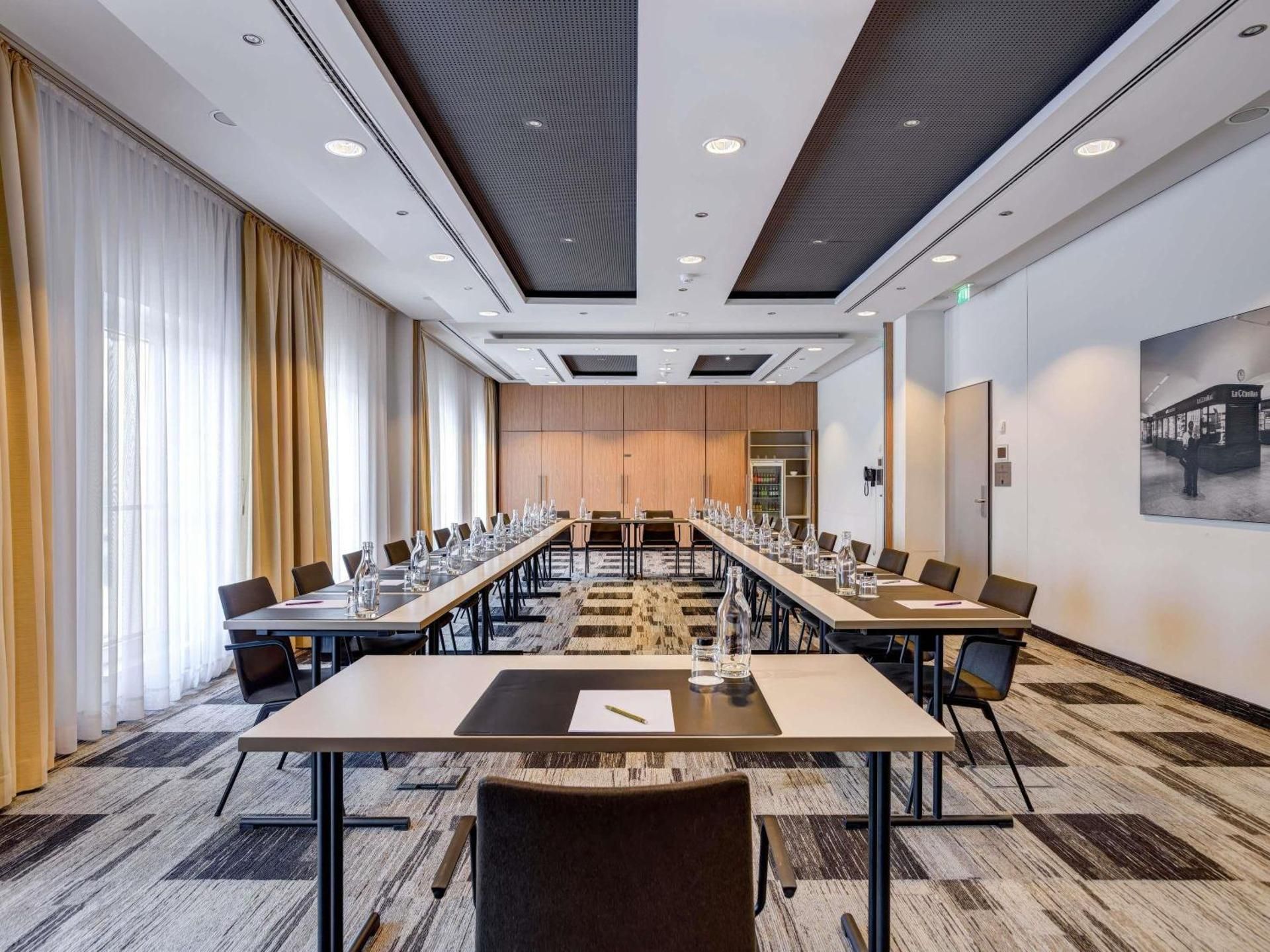 meeting room / ballrooms