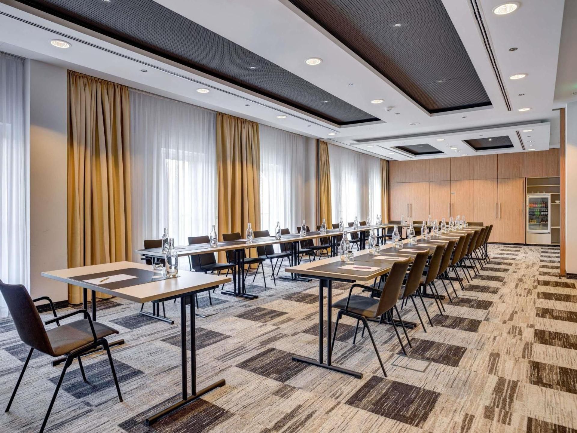 meeting room / ballrooms