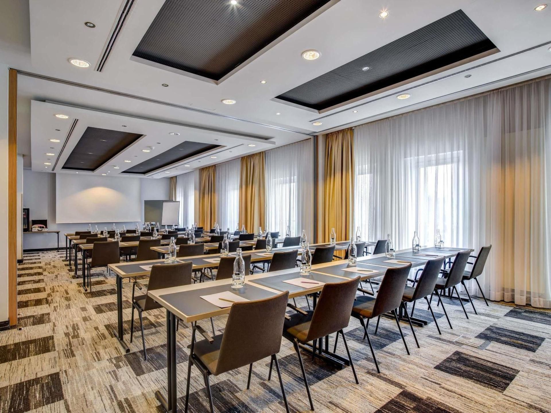 meeting room / ballrooms