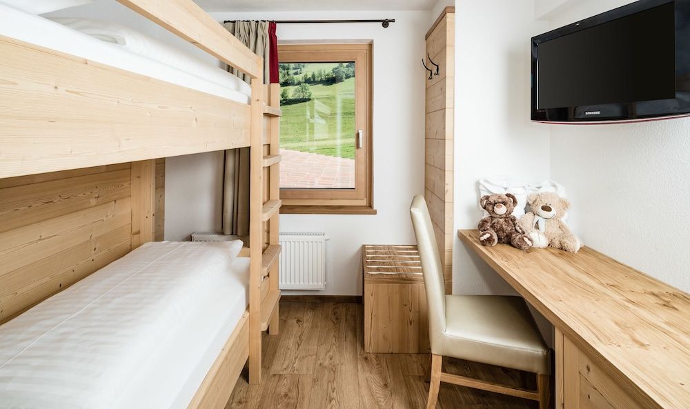 Suite (Kristall)